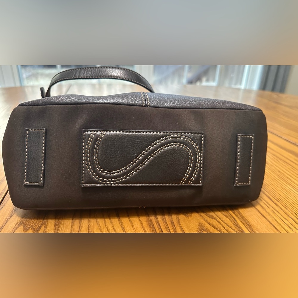 The Sak Dark Brown Leather Shoulder Bag - Picture 6 of 8